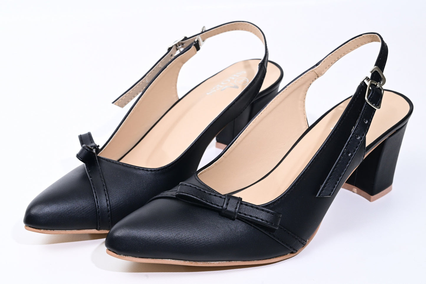 61-05 casual pumps pointed